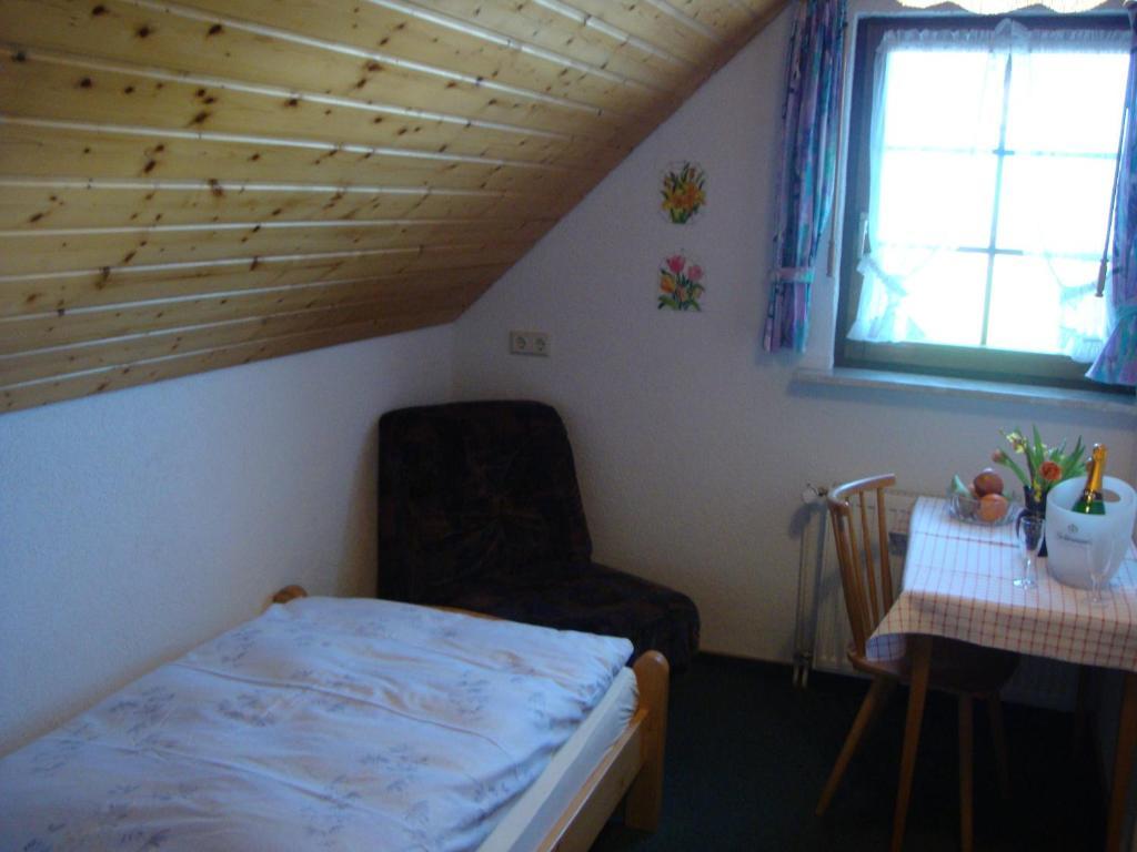 Mettenberger Hof - Pension Grafenhausen Værelse billede